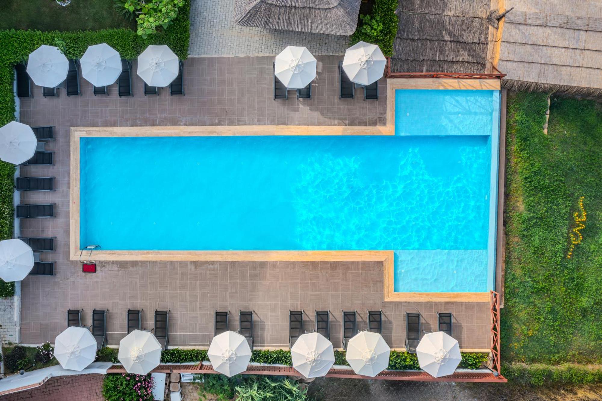 Adora Calma Beach Hotel Adults Only Кызылот Экстерьер фото
